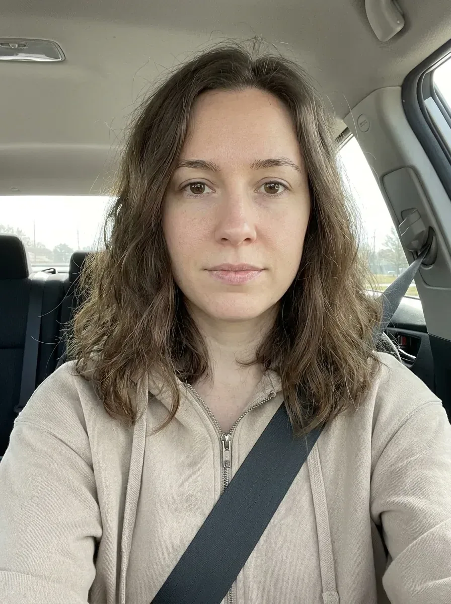 Frizzy dry unmanaged hair before